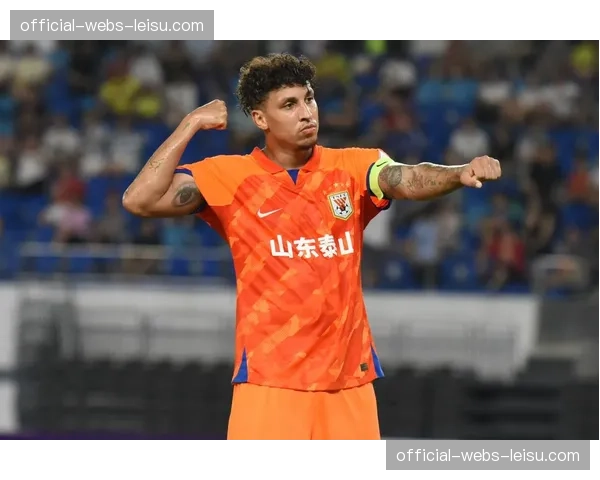 山东泰山3-1逆转深圳,克雷桑戴罪立功完成梅开二度 山东泰山3-1逆转深圳,克雷桑戴罪立功完成梅开二度