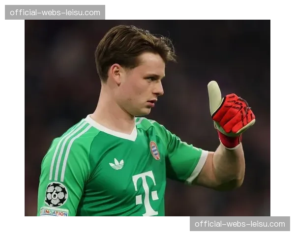 拜仁训练课:诺伊尔恢复合练,有望在周末关键战中复出